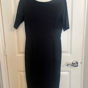 Ann Taylor Black Sheath Dress Crew Neck Short Sleeve
